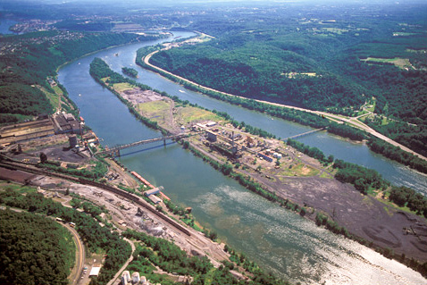 aerial photo of a long, skinny island in the middle of the Ohio River