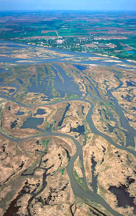 Braided Missouri River winding among numerous islands
