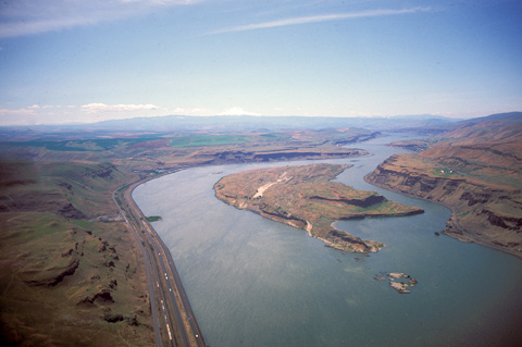 Large island dividing the Columbia River